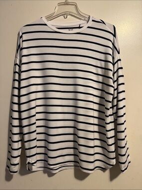 GAP White Tee with Navy Horizontal Stripes